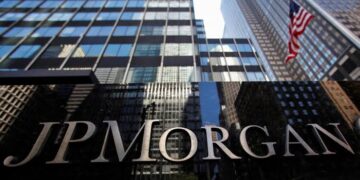 SEC Censures JPMorgan With No Fine After a Disqualified Trader Handled 800 Swap Transactions Over Two Years